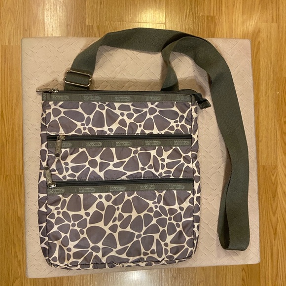 LeSportSac nylon like crossbody - beige & brown modern floral/pattern grey trim - Picture 1 of 7